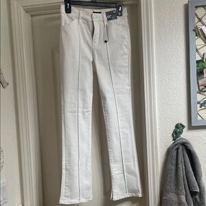Express Women's Straight Leg Jeans in white size 2